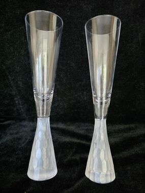 2-Vintage 1970 Roost San Francisco Clear and Frosted White Champagne Flutes